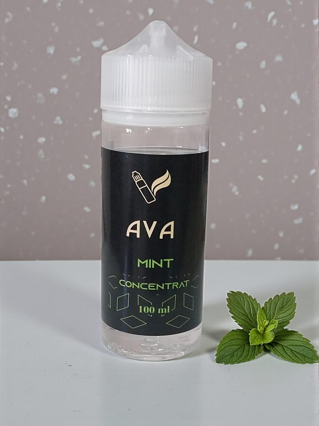 Menta premium concentrata, o sticluta de 100 ml cu un concentrat de menta naturalpentru retetele tale.