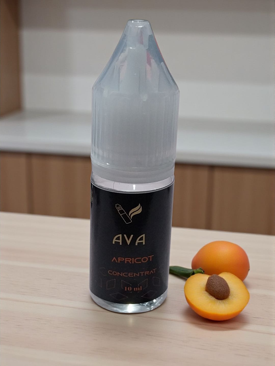 Descopera Aroma de caise 40 ml , o aroma concentratat cu note autentice de fructe coapte. Echilibrata si expresiva. ofera profunzime si prospetime fiecarei combinatii.