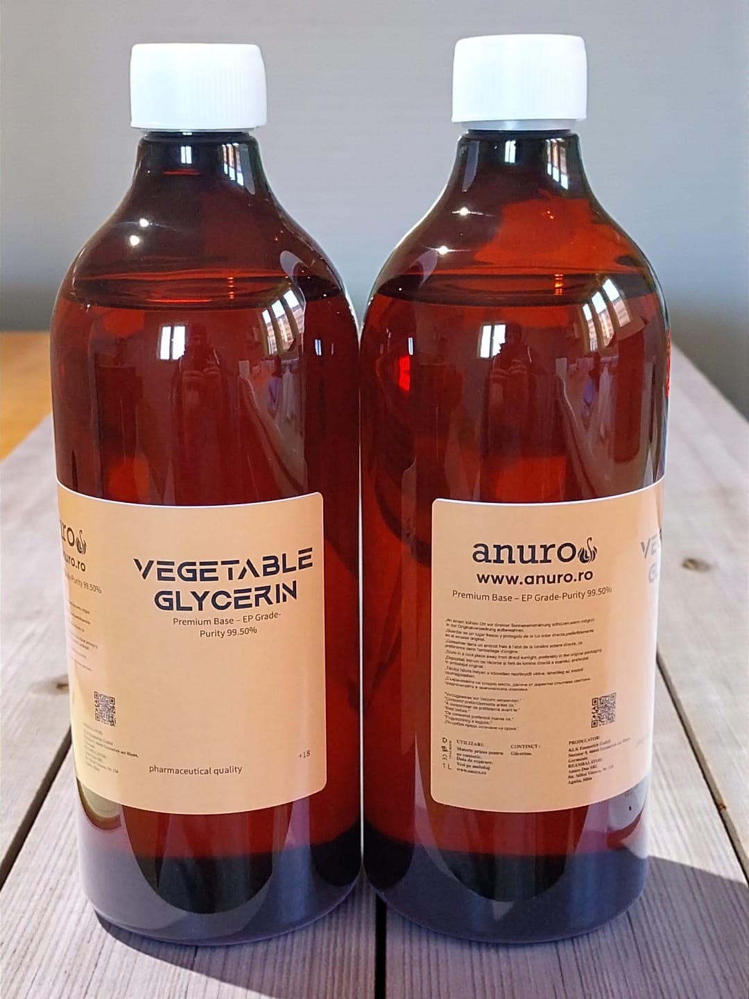 
Glicerină vegetală Premium Base 1 litru, EP Grade, puritate 99,50% -  inodora, puritate ridicata, ideala pentru formulari lichide