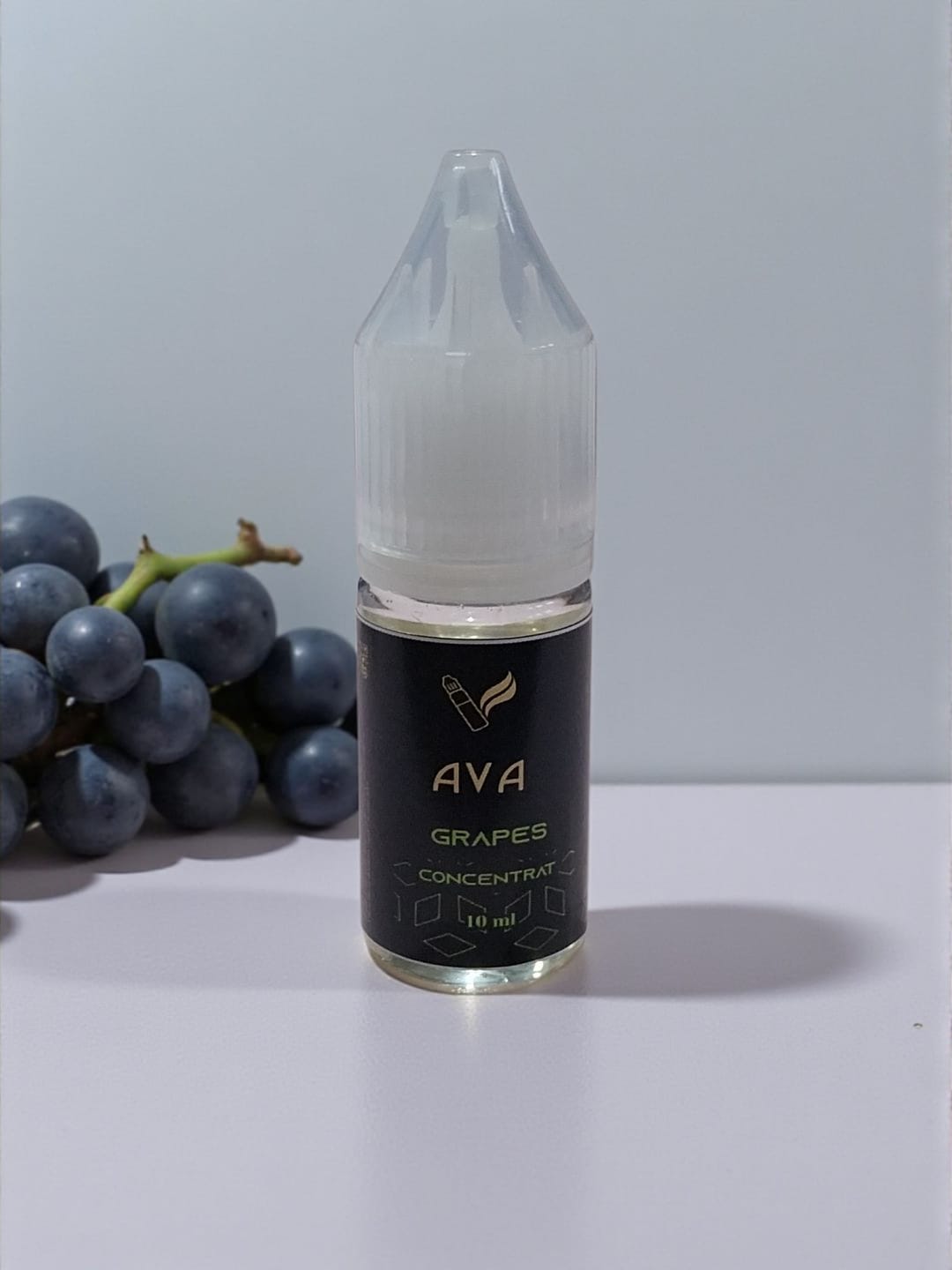 Aroma concentrata de strugure ofera un gust intens, dulce si proaspat, inspirat de strugurii copti intr-un flacon de 10 ml.