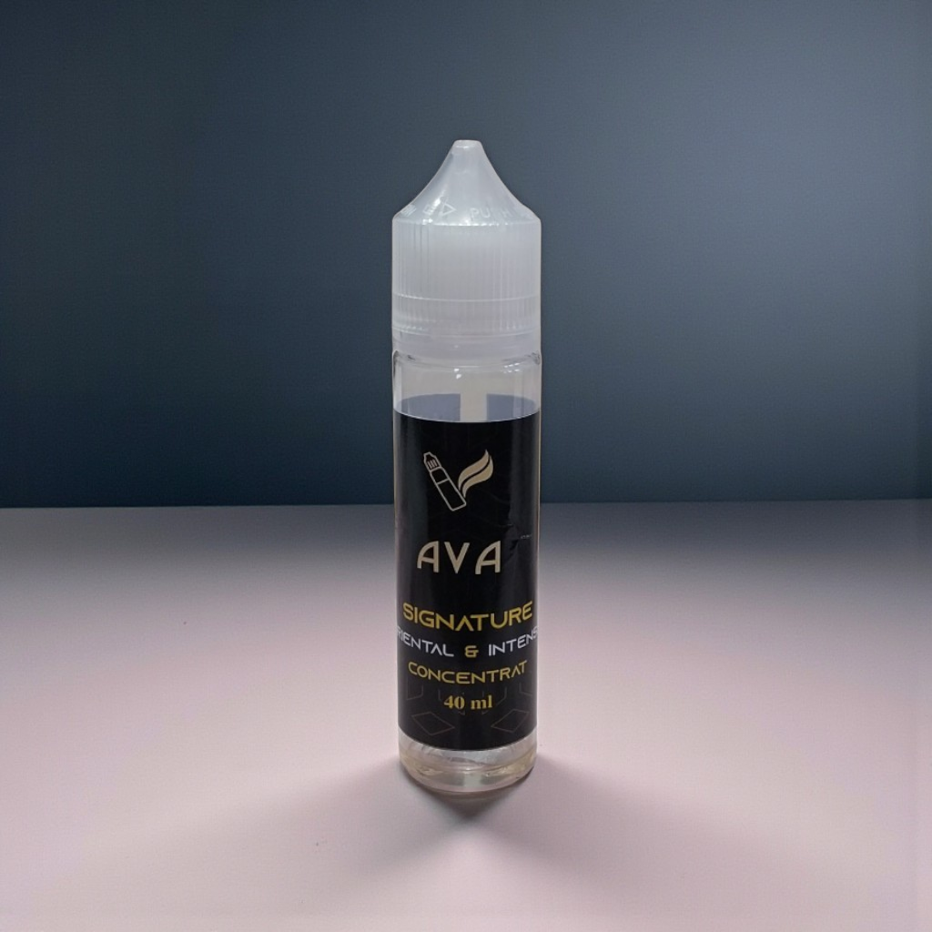 Aroma concentrata cu note orientale bogate si intense. O compozitie aromatica ampla cu accente orientale rafinate si intensitate bine definita